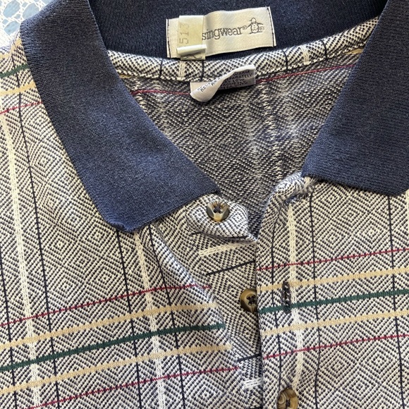 Big Red Polo - Picture 6 of 7